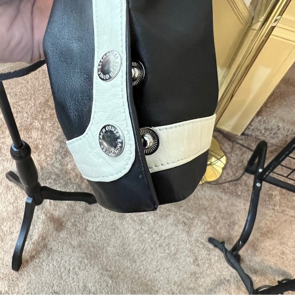 Each x Other Paris Black and Cream Leather Jacket in Excellent Condition.  Sz S. - Picture 12 of 13